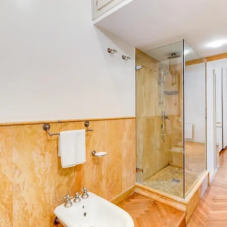 Pantheon Exclusive House Rom