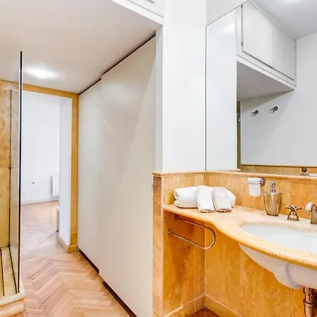 Pantheon Exclusive House Apartment