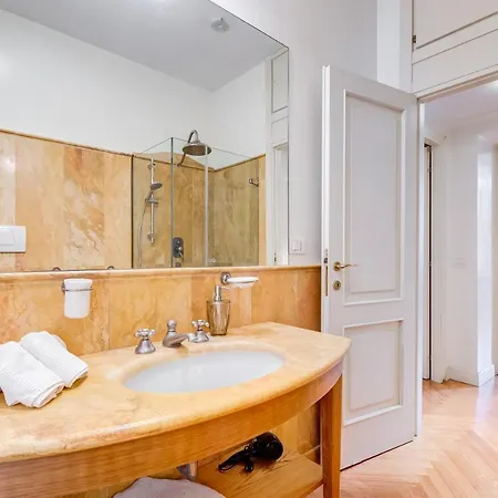 Pantheon Exclusive House Apartment