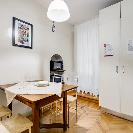 Pantheon Exclusive House Rom