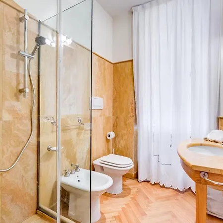 Pantheon Exclusive House *