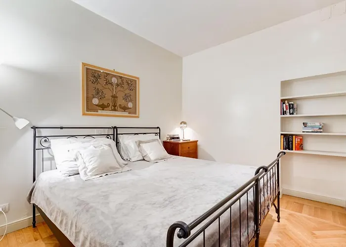 Pantheon Exclusive House דירה