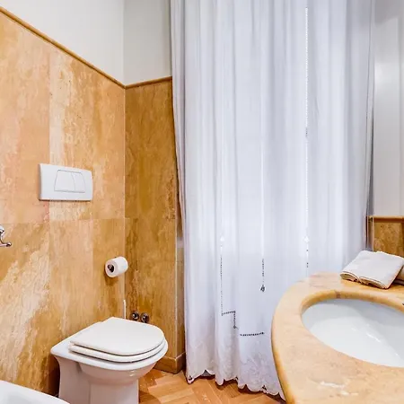 Pantheon Exclusive House *