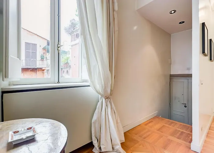 Pantheon Exclusive House * Rom